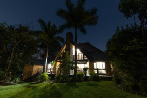 Legend Safaris - Kruger Park Lodge 257B